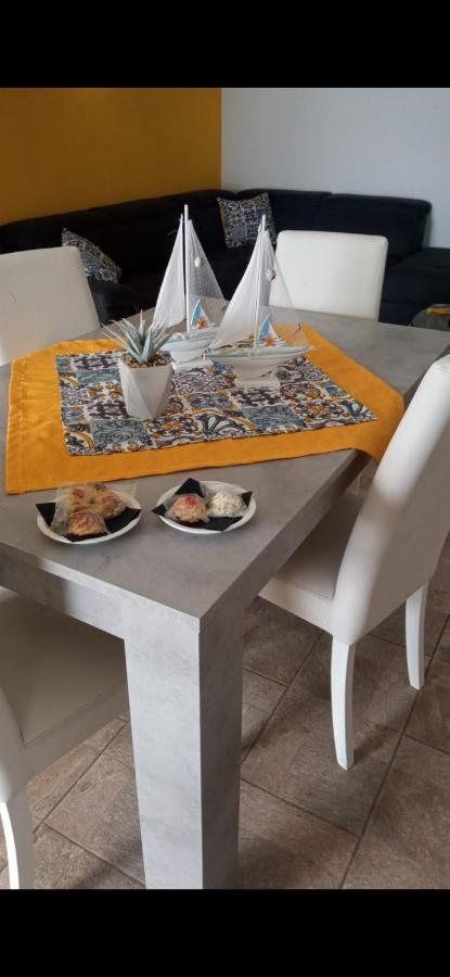 Dependance Oscar Apartment Carrozziere Fonte Ciane Bagian luar foto